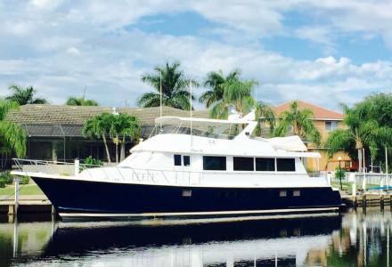 74 Hatteras 74 Sport Deck Motor Yacht 1996